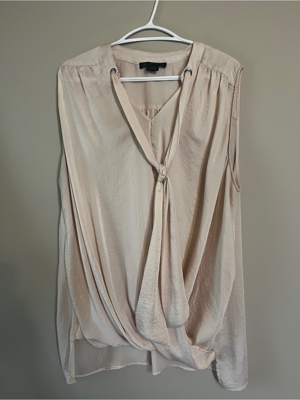 Love & Legend Sleeveless Tie-Neck Blouse in Light Cream